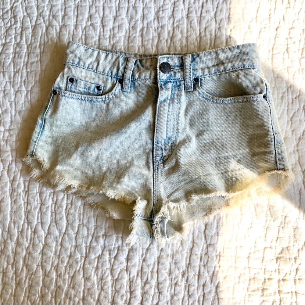 UO BDG Super High Rise Dolphin Light Jean Shorts